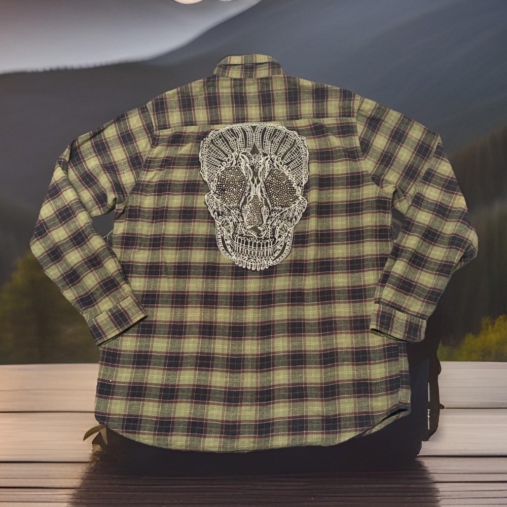 Furst of a Kind Womens‎ Button Up Skull Rhinestone Embroidered Plaid Flannel 2XL